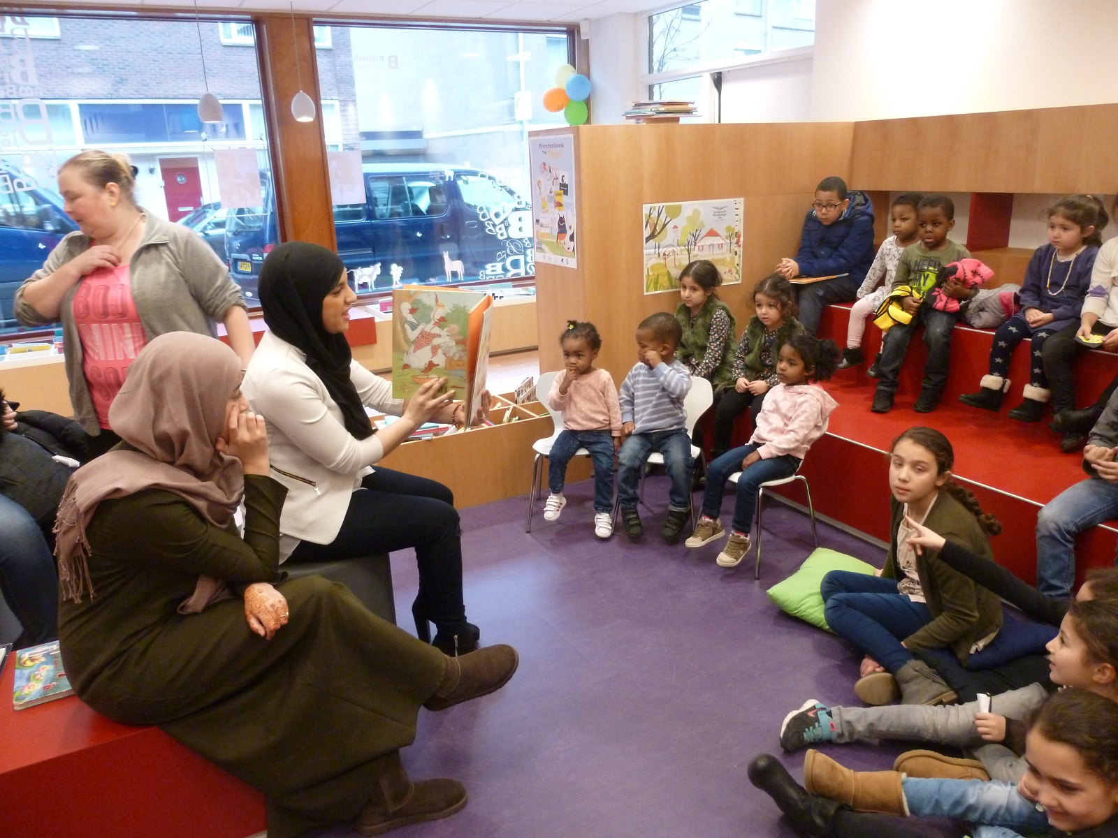 voorlezen in de bibliotheek