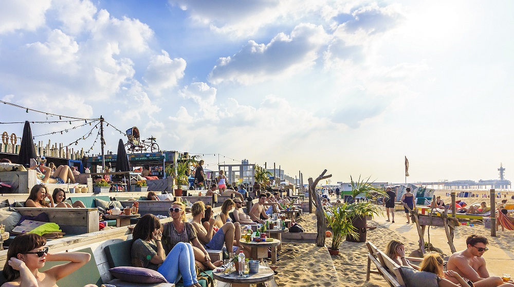 Netherlands, Den Haag, Scheveningen, Zwarte Pad. Beachclub Indigo