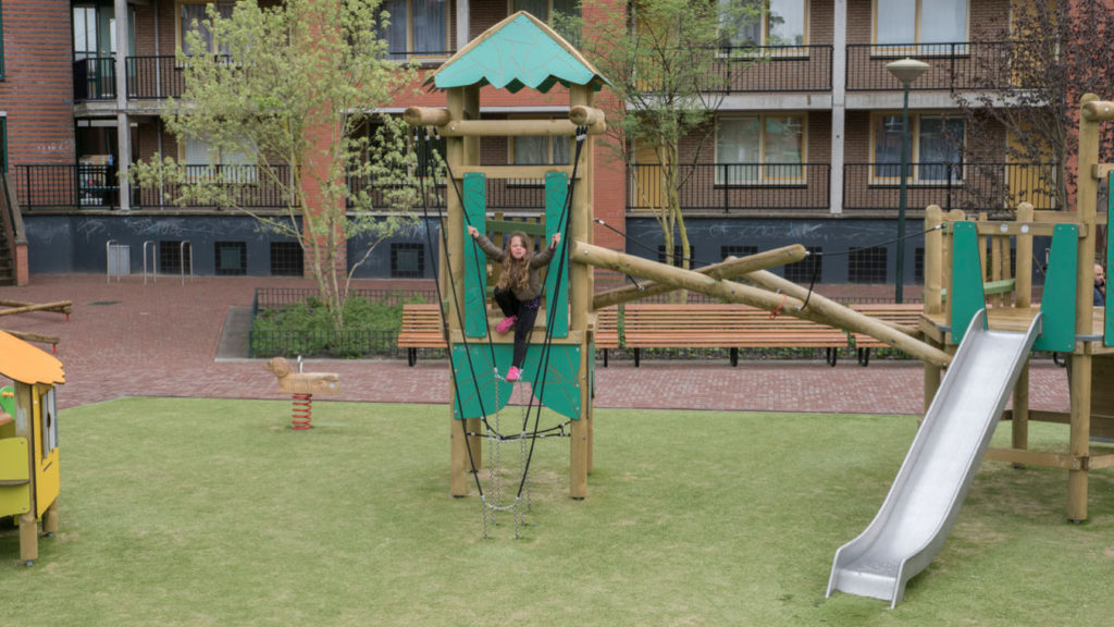 nieuwe speeltuin Slachthuisterrein Laak