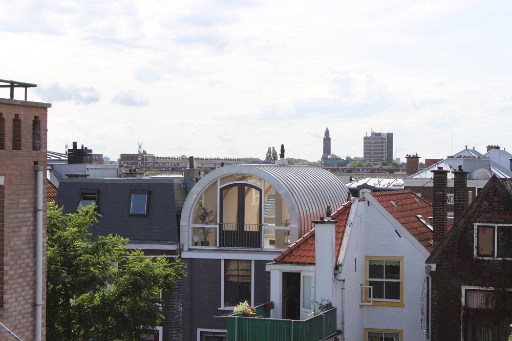 dakopbouw met rond dak aan de zuidwal