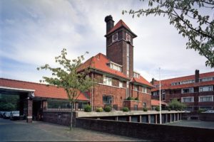 woonhotel in Nieuwe Haagse School architectuurstijl