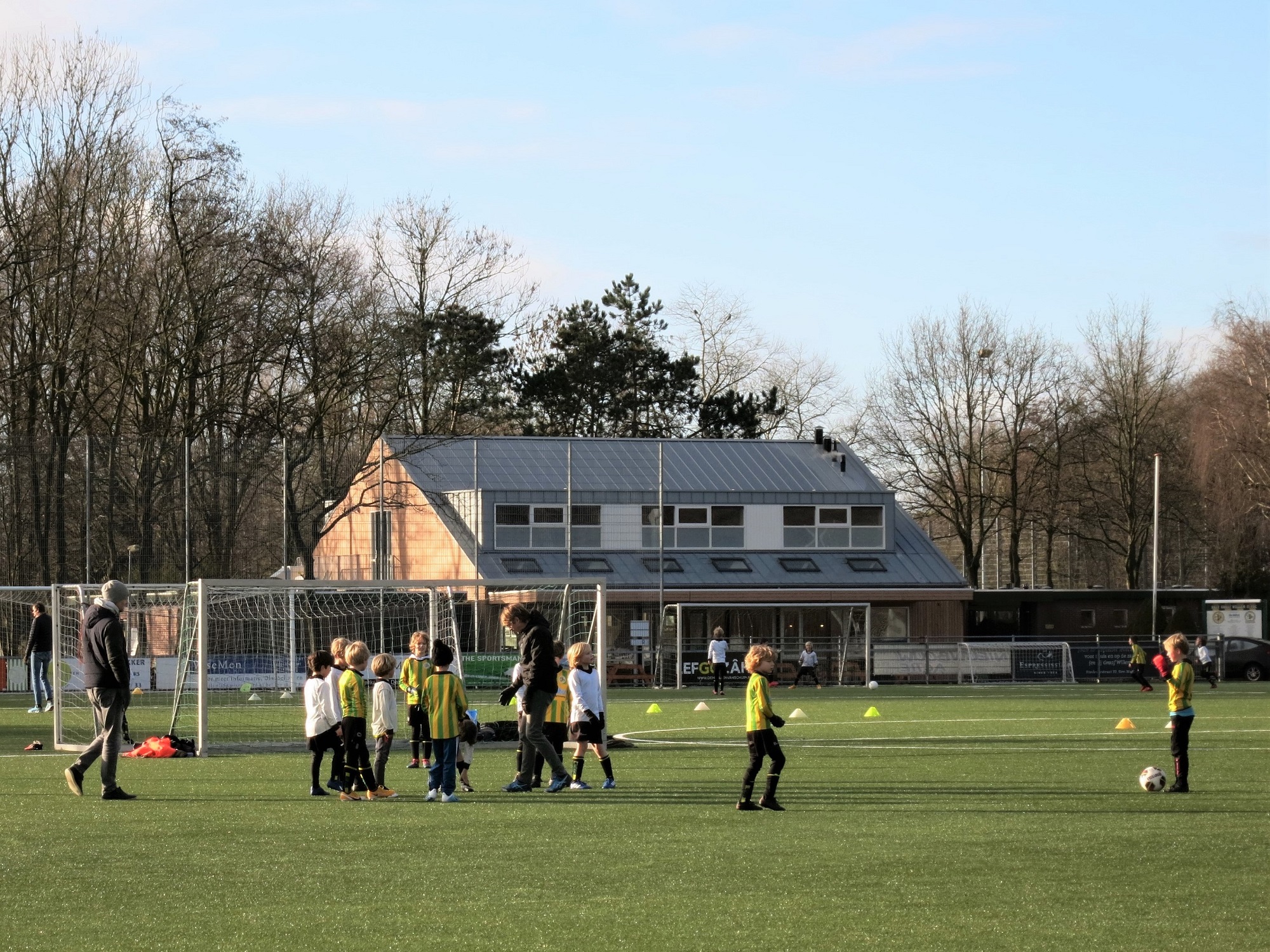 nieuwclubhuis voetbalvereniging