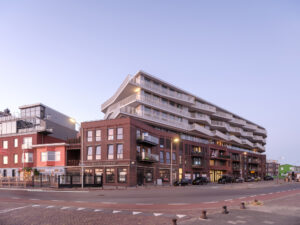 woongebouw het boegbeeld met contrast in architectuur